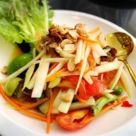 ตำไทบ้าน E-san Family Dinig