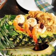ตำไทบ้าน E-san Family Dinig