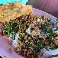 เลี้ยงพานิช