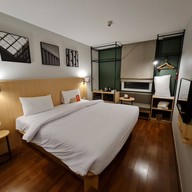 โรงแรมไอบิส กรุงเทพ สาทร