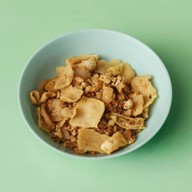 เมนูของร้าน ก๋วยเตี๋ยวเรือ ตรงข้ามธนาคารกสิกร ถ.สุขุมวิท 71