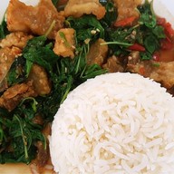 ร้านต้นไผ่อาหารตามสั่ง