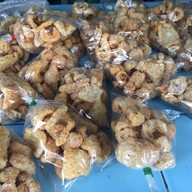 เมนูของร้าน ก๋วยเตี๋ยวเรือ ตรงข้ามธนาคารกสิกร ถ.สุขุมวิท 71