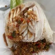ข้าวมันไก่ตอน ศรีโสธร ซอยทรัพย์พัฒนา