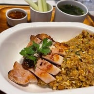 เมนูของร้าน Another Hound Café Central Embassy