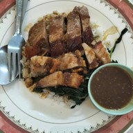 เมนูของร้าน ฮิ้น ข้าวหมูแดงข้าวหน้าเป็ด นครปฐม