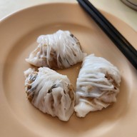 เมนูของร้าน ก๋วยเตี๋ยวปากหม้อย้อนยุค ปั๊มบางจาก ท่าข้าม