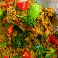 แกงใต้ ไข่นุ้ย