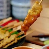 หมูสะเต๊ะ คุณตา จรูญ สูตรโบราณแท้ ปิ้งเตาถ่าน หน้า ม. มหิดลศาลายา หน้า ม.มหิดลศาลายา