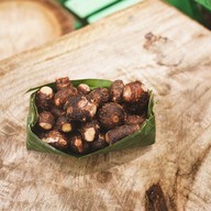 ตลาดใต้เคี่ยม (ตลาดต้องชม)