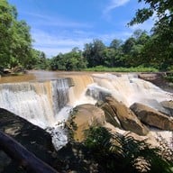 น้ำตกแก่งโสภา