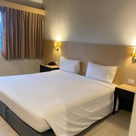 Garden View Batong Hotel