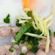 ชาไทย หวานเข้ม 15 บาท ลำพูน