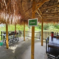 บรรยากาศ ก๋วยเตี๋ยวเรือป่าไผ่