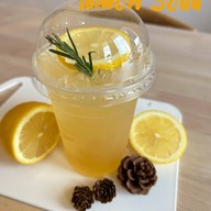 โอบใจ โฮมคาเฟ่ มังสวิรัติ&เจ (Oabjai Home Cafe) วิเศษชัยชาญ