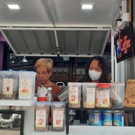 CATNIP HOUSE CAT CAFE เกษตรฯ-รัชโยธิน (พหลโยธิน 37/1)