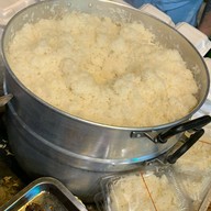 ข้าวเหนียวหมูเอลวิส ตลาดล่าง ท่ารถเมล์ขาว
