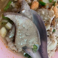 ก๋วยจั๊บหวานเย็นเจ๊อ้อย