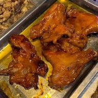 ข้าวเหนียวหมูเอลวิส ตลาดล่าง ท่ารถเมล์ขาว