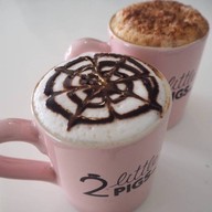 2littlepigscafe -