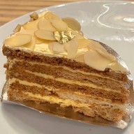 Sugar Fhen เค้กไร้แป้ง เจริญนคร