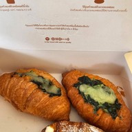 แซงต์ ครัวซองต์ ตลาดสดธนบุรี