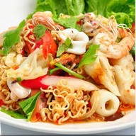 กระเพรา ล้วนๆ แกงเห็ด