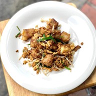 ผัดไทยลุงเคน ข้าวขาหมู หอยทอด ขนมผักกาด ก๋วยเตี๋ยวหมู