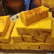 ร้านหน้าเตา ลูกชิ้นทอด (ฮาลาล)