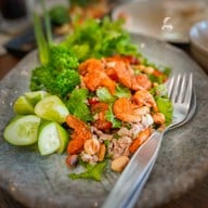 Ban Ya Kaad บัน ยา กาด ซอย ประดิพัทธ์ 10