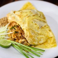 ผัดไทยลุงเคน ข้าวขาหมู หอยทอด ขนมผักกาด ก๋วยเตี๋ยวหมู