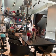 The Nook Club&Reataurant