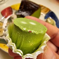 ชิโรอิ ซาโบ มัทฉะ ทีเฮาท์ ปิ่นเกล้า