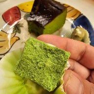 ชิโรอิ ซาโบ มัทฉะ ทีเฮาท์ ปิ่นเกล้า