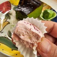 ชิโรอิ ซาโบ มัทฉะ ทีเฮาท์ ปิ่นเกล้า