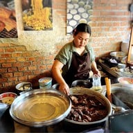 เกษมโภชนา by แม้ว ถนนเลี่ยงตลาดหนองมน