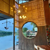 เมนูของร้าน Inlaya Bar and Grill
