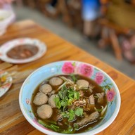 เมนูของร้าน เนื้อต้มบ้านสิงห์กำนันยงค์