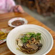 เมนูของร้าน เนื้อต้มบ้านสิงห์กำนันยงค์