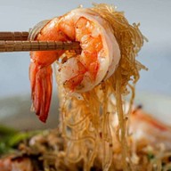 ปังปัง ผลไม้ตามฤดูกาล &น้ำปลาหวาน -