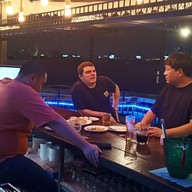 บรรยากาศ กินแซ่บ (กุ้งแซ่บ/หมี่คลุก) เฉลิมพระเกียรติ ร.9