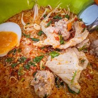 เฟื่องฟ้าก๋วยเตี๋ยวปลา บางกรวย