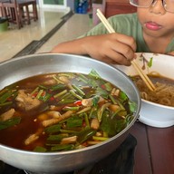 ลี่ ก๋วยเตี๋ยวเนื้อเปื่อย-หมูตุ๋น สาขา ภูเก็ต