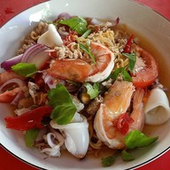 ผัดไทย หอยทอด รสทิพย์ ลาดปลาเค้า21