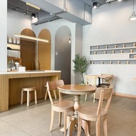 BLOOM PRETZEL & COFFEE พัฒนาการ