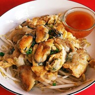 ผัดไทย หอยทอด รสทิพย์ ลาดปลาเค้า21