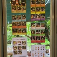 L R A W Coffee cafe & Roastery