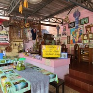 ขนมจีนป้าดา เจ้าเก่าหลังนารีรัตน์ ประตูชัย