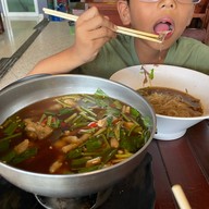 ลี่ ก๋วยเตี๋ยวเนื้อเปื่อย-หมูตุ๋น สาขา ภูเก็ต