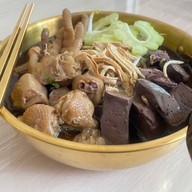 ก๋วยเตี๋ยวไก่ถ้วยทอง จรัญสนิทวงศ์ 77/1